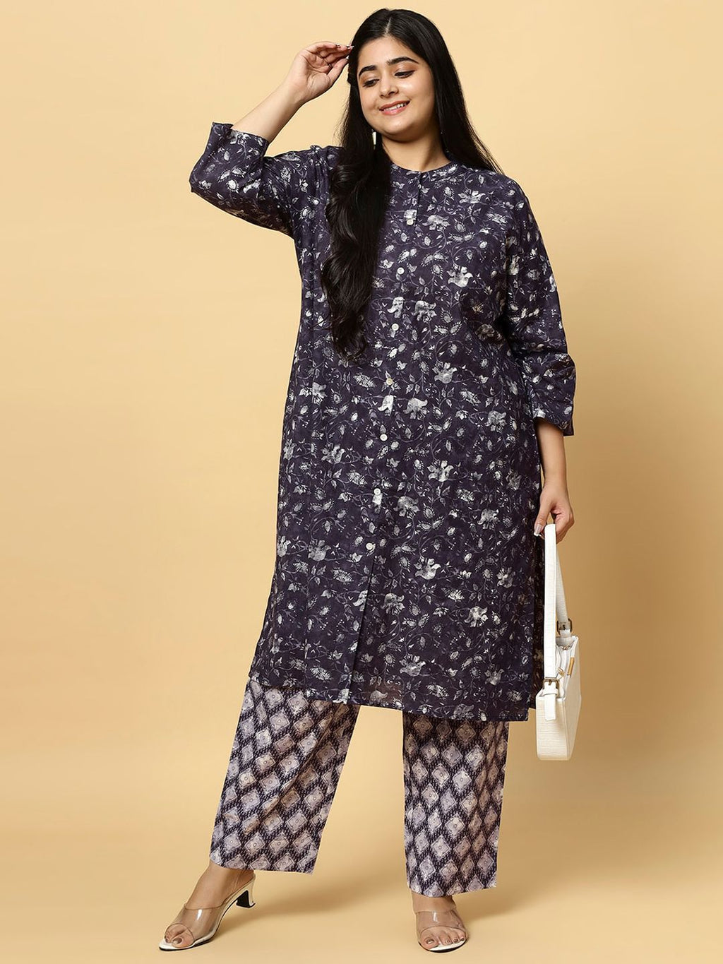 Sztori Plus Size Floral Printed Pure Cotton Straight Kurta with Trousers