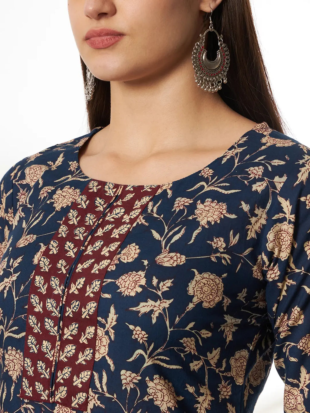 Yufta Piping On Yoke Floral Print Blue Cotton Kurta Set With Dupatta Set