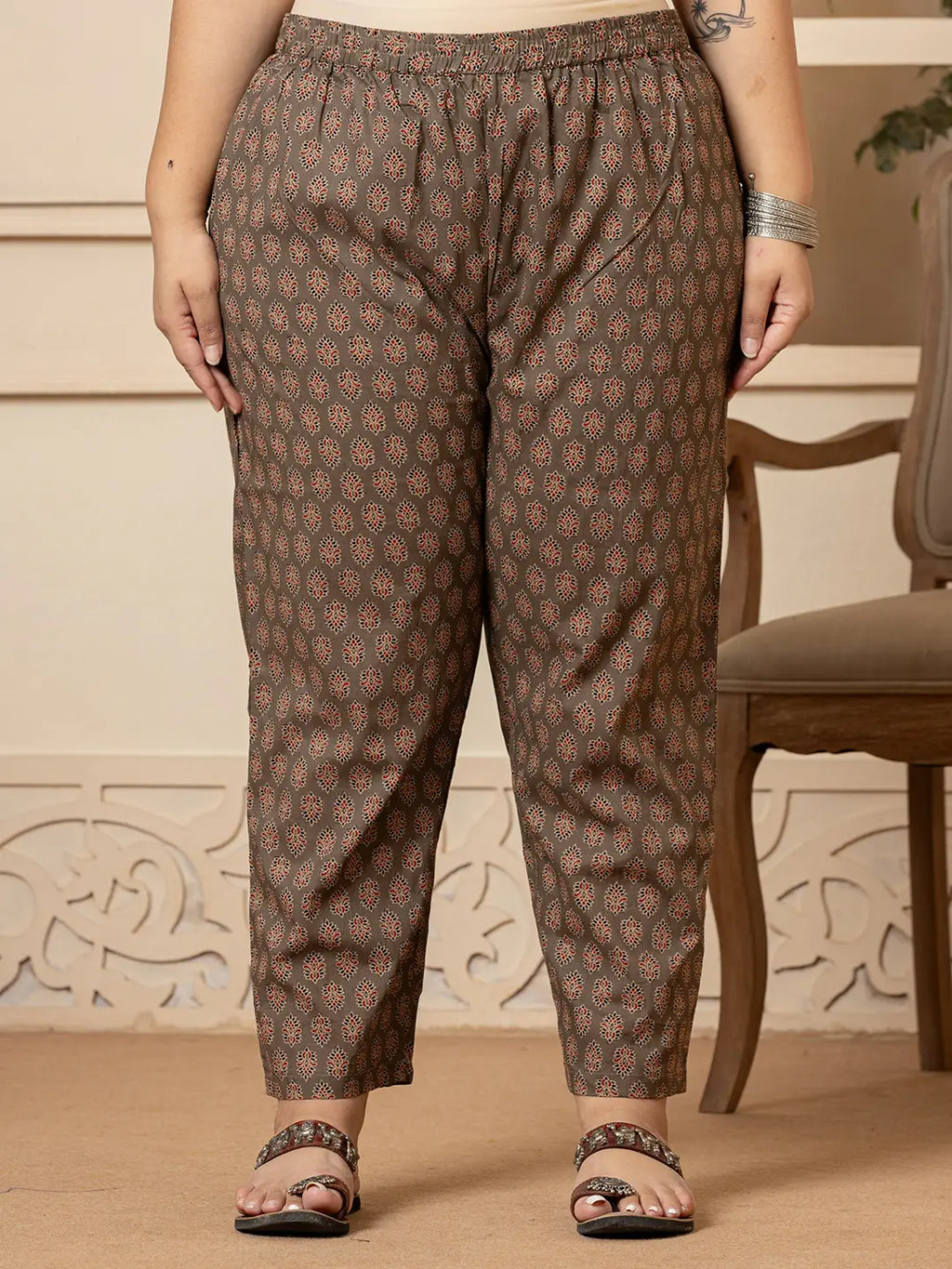 Yufta Cotton Grey Plus Size Kurta Dupatta Pant Set