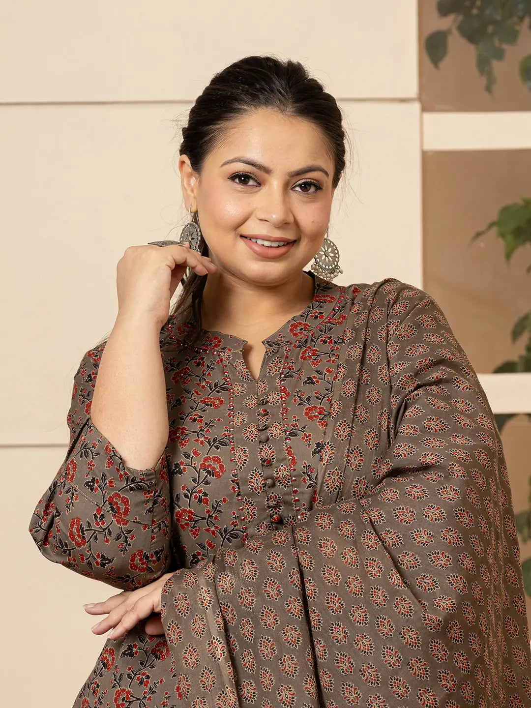 Yufta Cotton Grey Plus Size Kurta Dupatta Pant Set