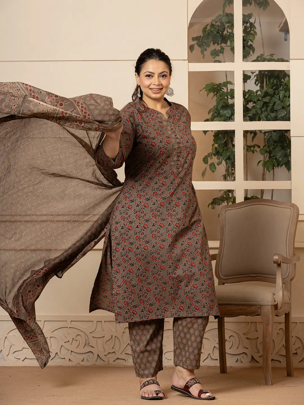 Yufta Cotton Grey Plus Size Kurta Dupatta Pant Set