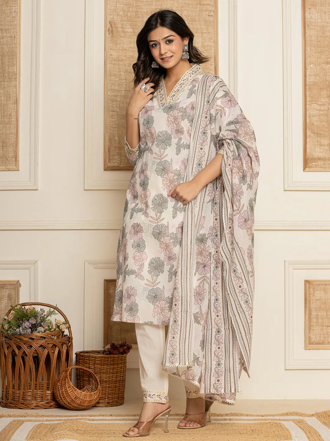 Yufta Cotton Pink Kurta Dupatta Pant Set