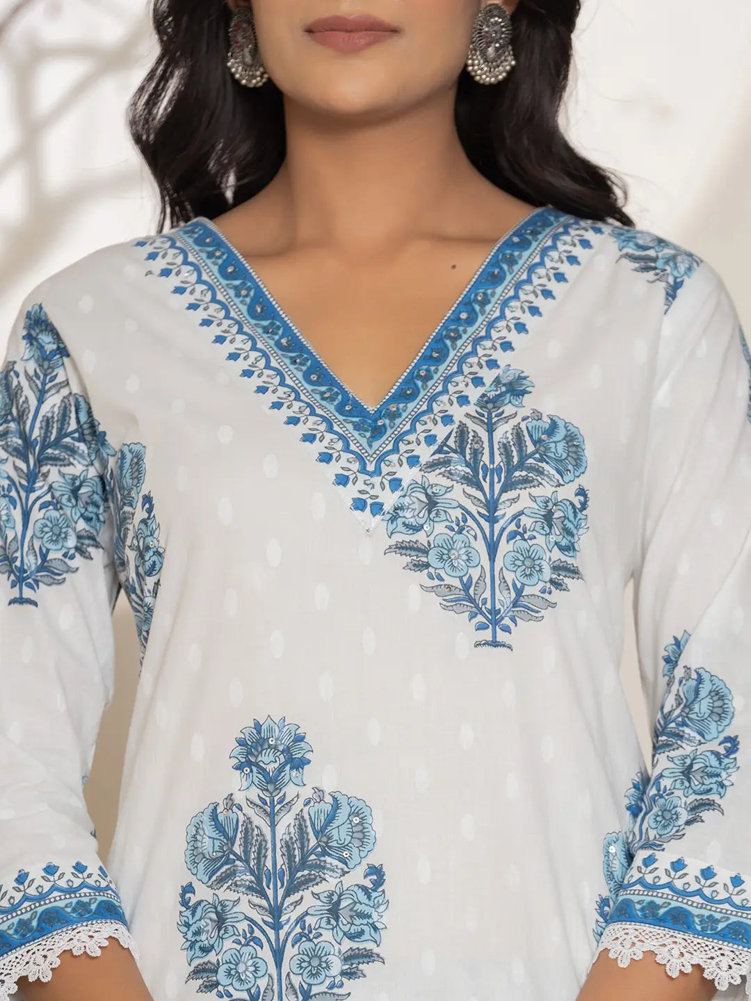 Yufta Blue And White Floral Print Cotton Kurta And Harem Pants With Dupatta Set