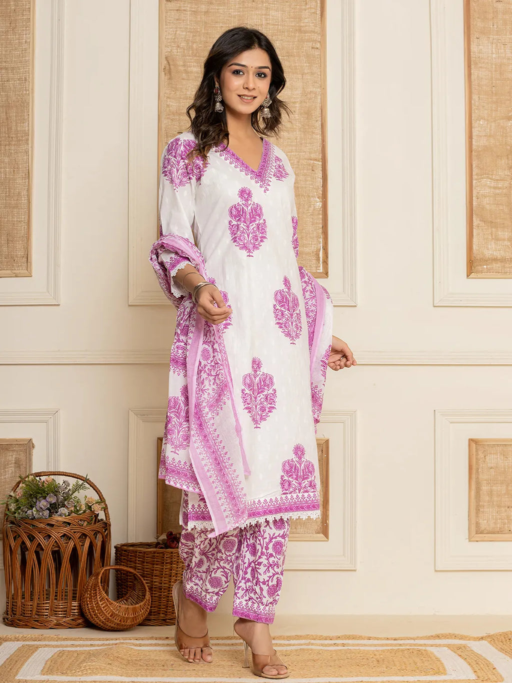 Yufta Cotton Lavender Kurta Dupatta Set