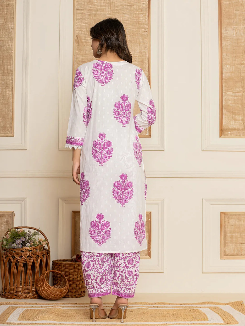 Yufta Cotton Lavender Kurta Dupatta Set