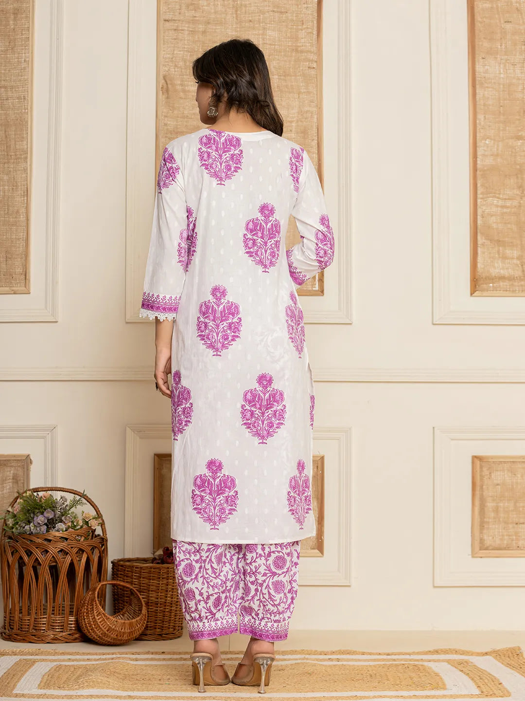 Yufta Cotton Lavender Kurta Dupatta Set