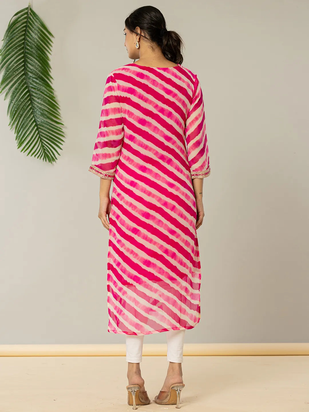 Yufta Pink Georgette Lehriya Kurta