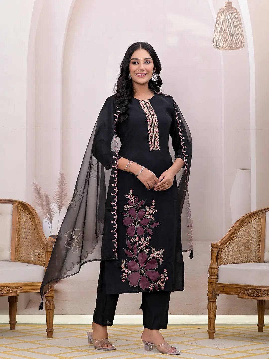 Yufta Black Embroidered Silk Blend Straight Kurta Dupatta Set