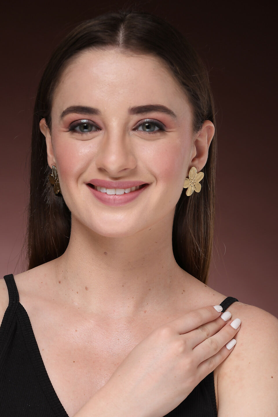 NVR Women's Gold-Polished Floral Shape Stud Earrings