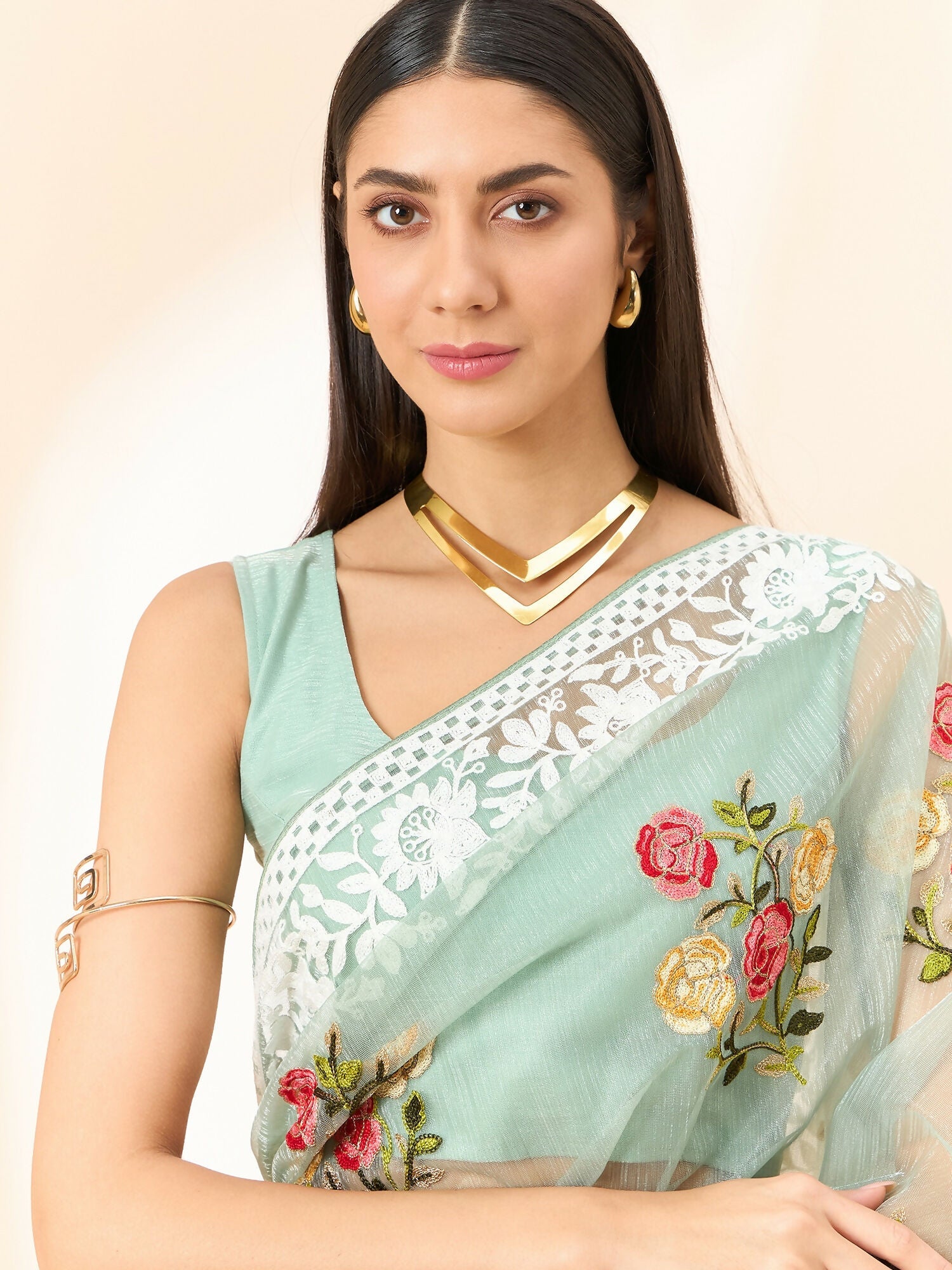 Green Organza Floral Embroidered Saree with Unstitched Blouse Piece - Roozal