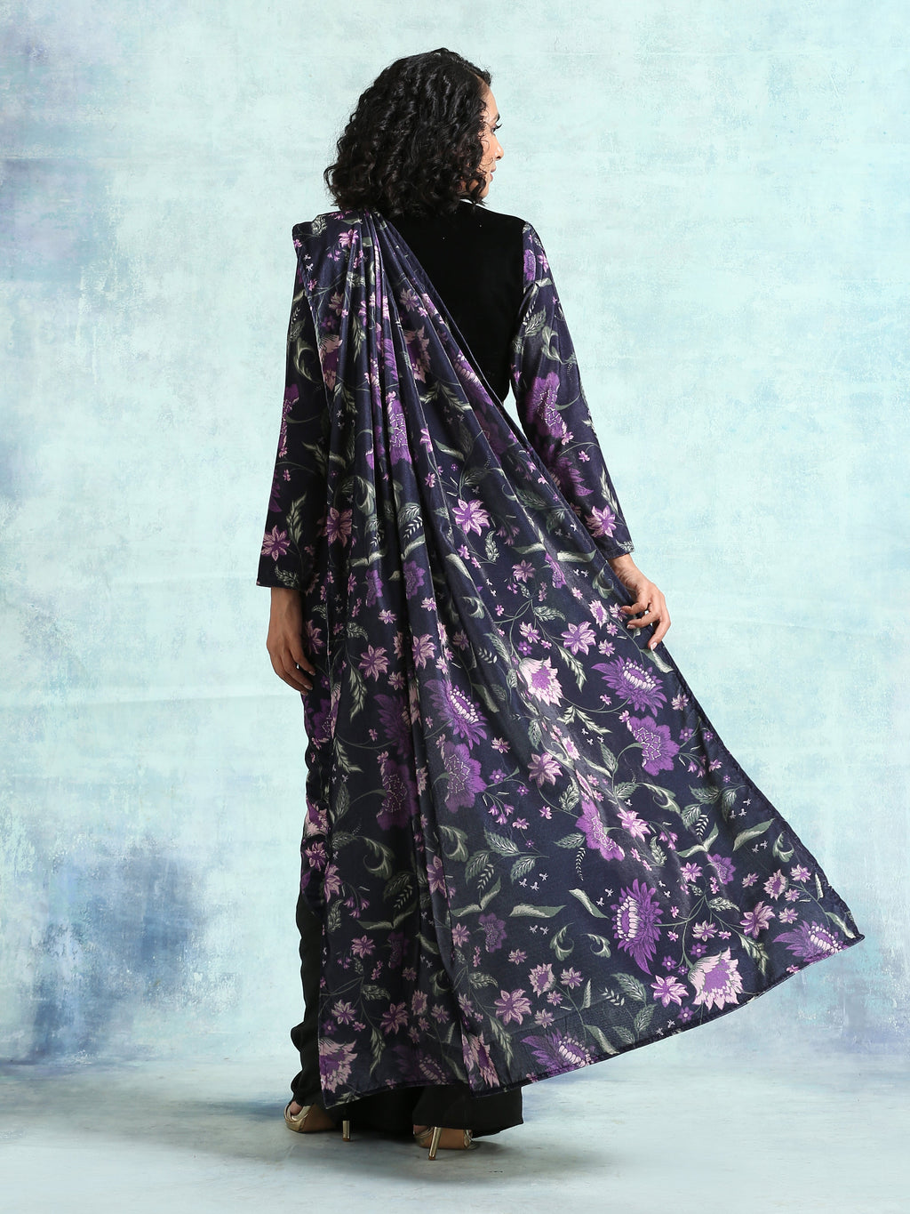 trueBrowns Black Printed Velvet Ready to Wear Saree