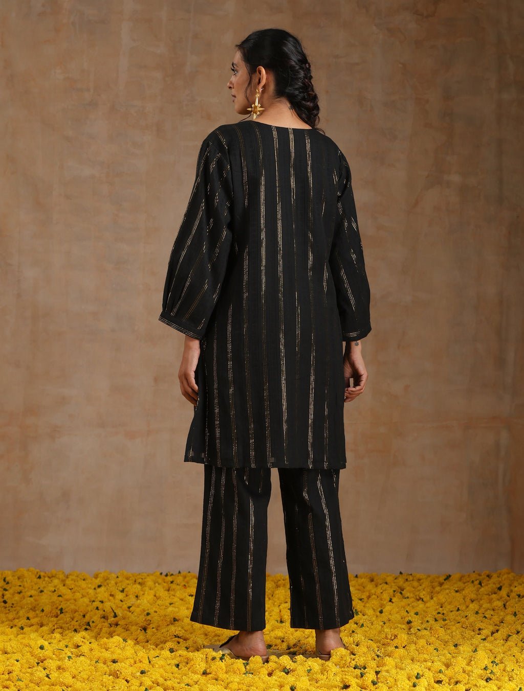 trueBrowns Black Gold Cotton Relaxed Co-Ord Set