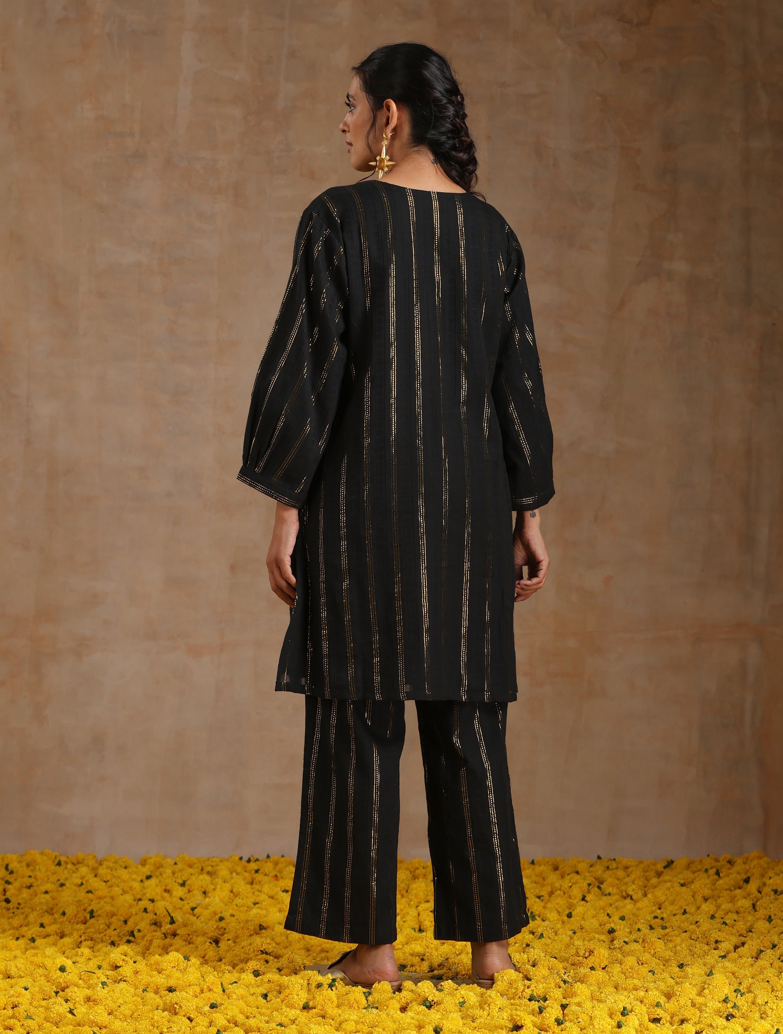 trueBrowns Black Gold Cotton Relaxed Co-Ord Set