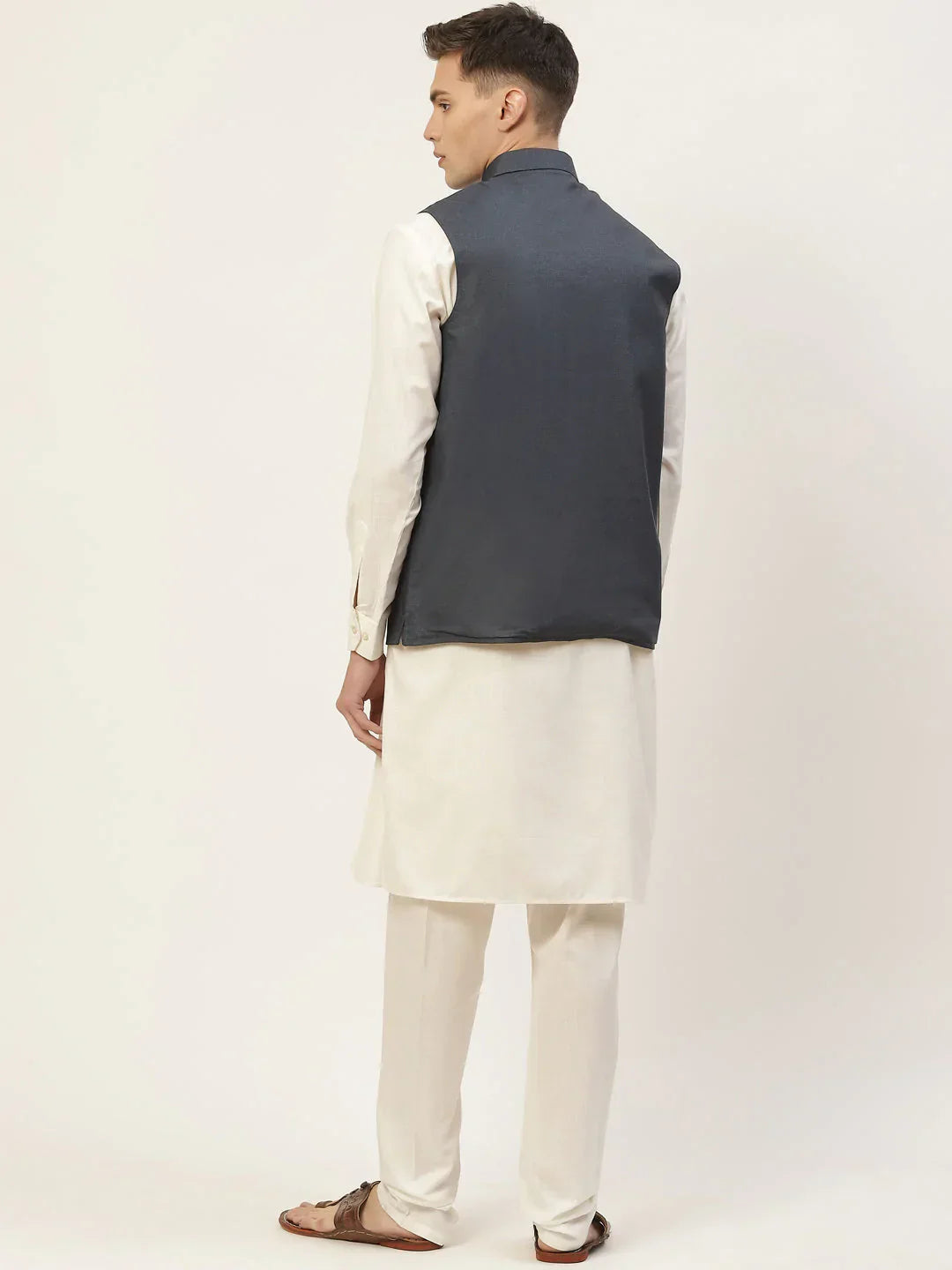 Jompers Men's Kurta Pyjama With Teal Blue Solid Nehru Jacket