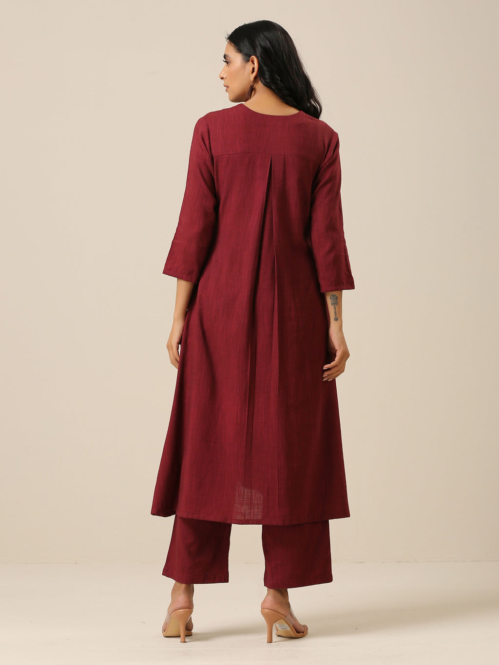 trueBrowns Ruby Wine Slub Texture Back Pleat Kurta Pant Set