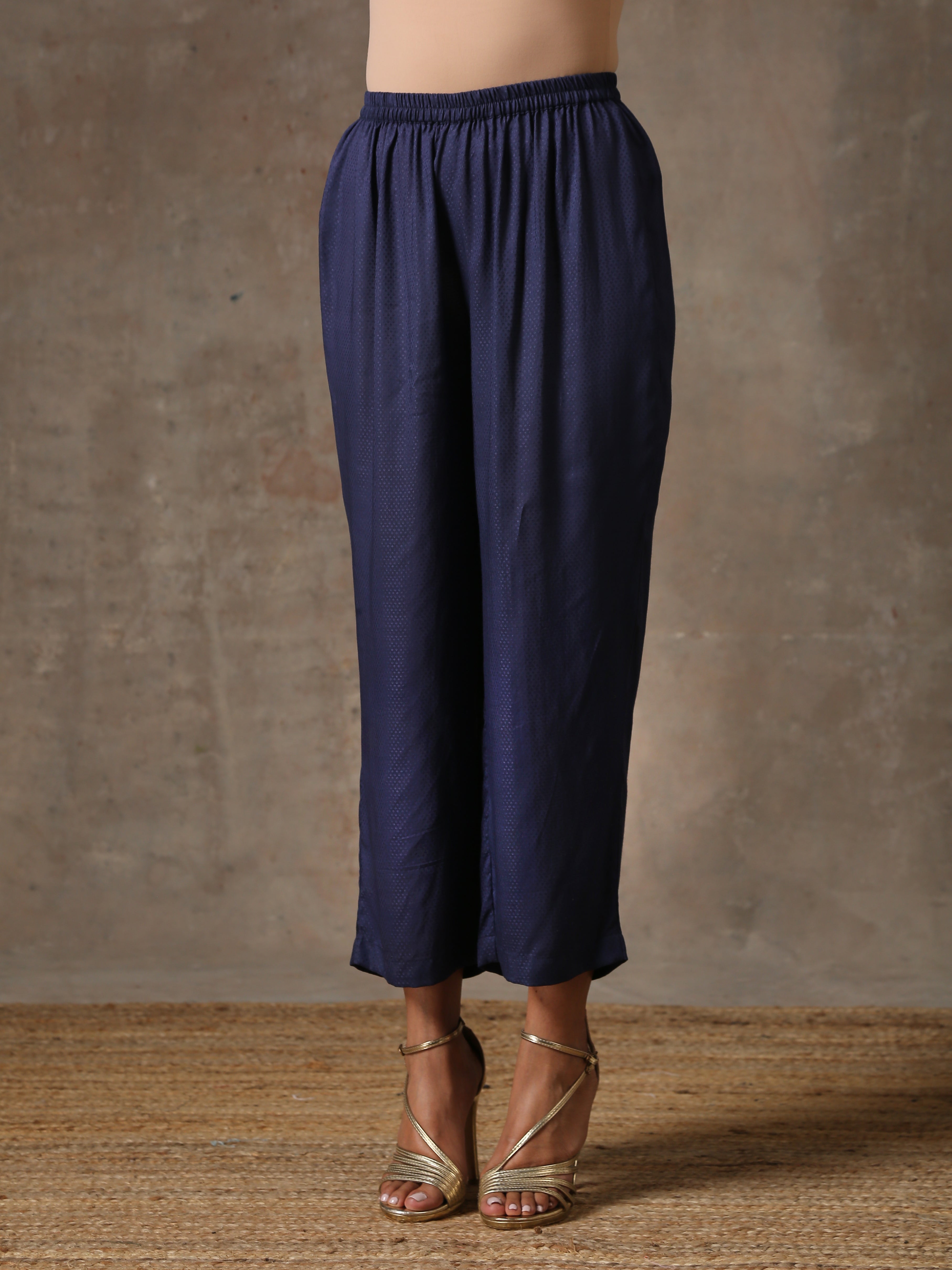 trueBrowns Blue Bandhani Printed Silk Co-Ord Set