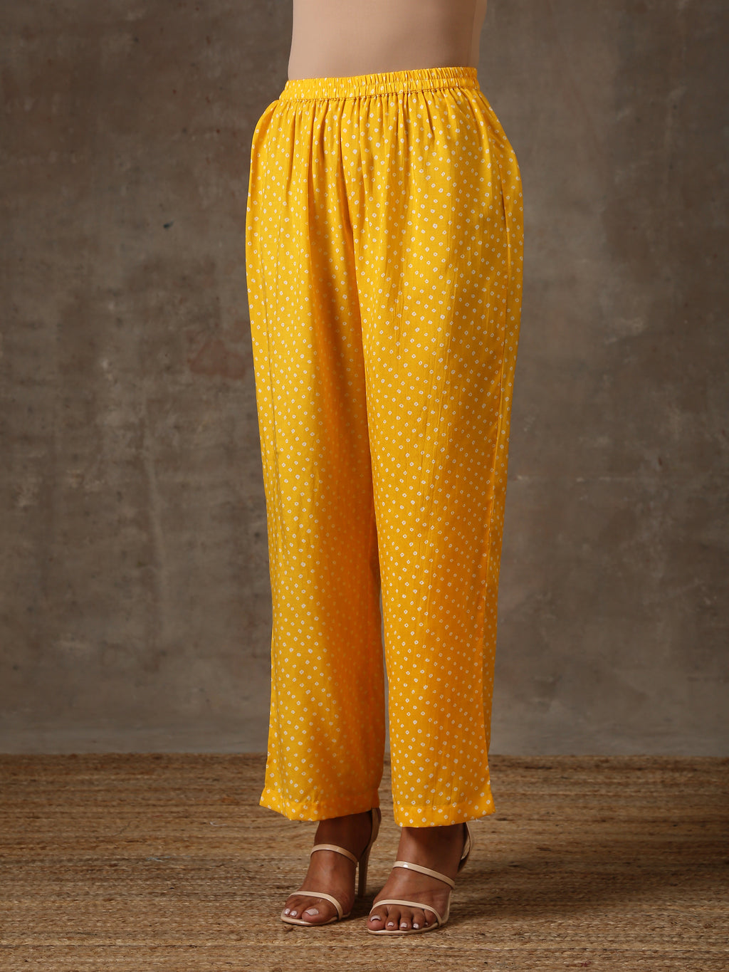 trueBrowns Yellow Bandhani Flare Printed Silk Co-Ord Set
