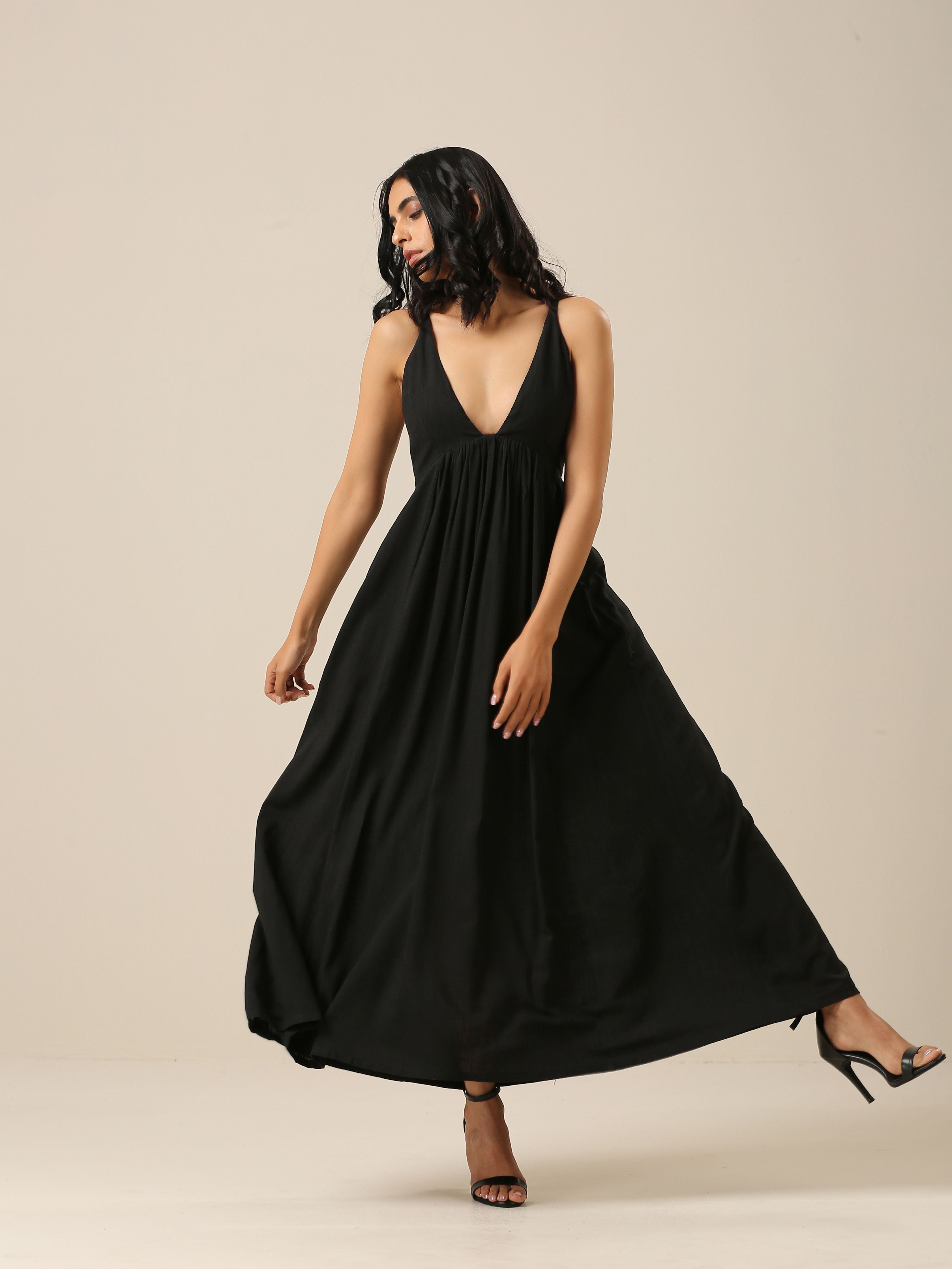 trueBrowns Black Slub Texture Sleeveless Dress