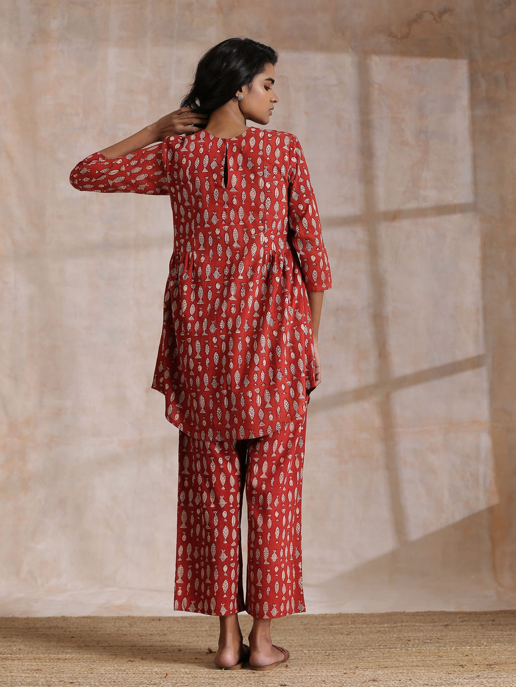 trueBrowns Rust Red Bagru Fish Print Cotton Gathers Co-Ord Set