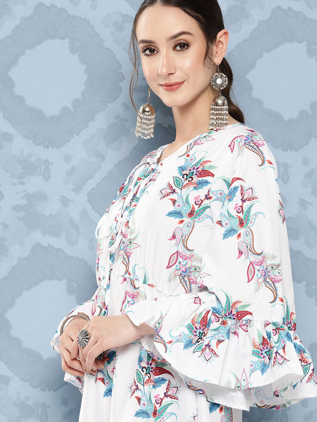 InWeave Women's White Floral Paisley Print Short Dress