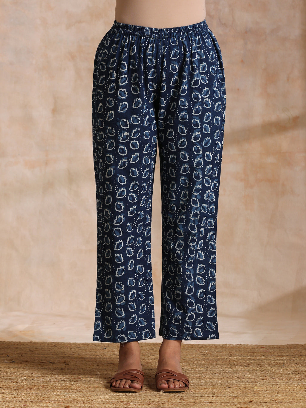 trueBrowns Indigo Dabu Zig-Zag Lines Print Cotton Flared Kurta Pant Set