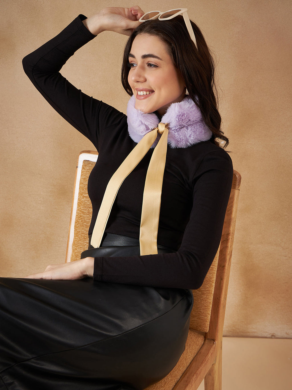 InWeave Women's Light Mauve Fur Neckpiece