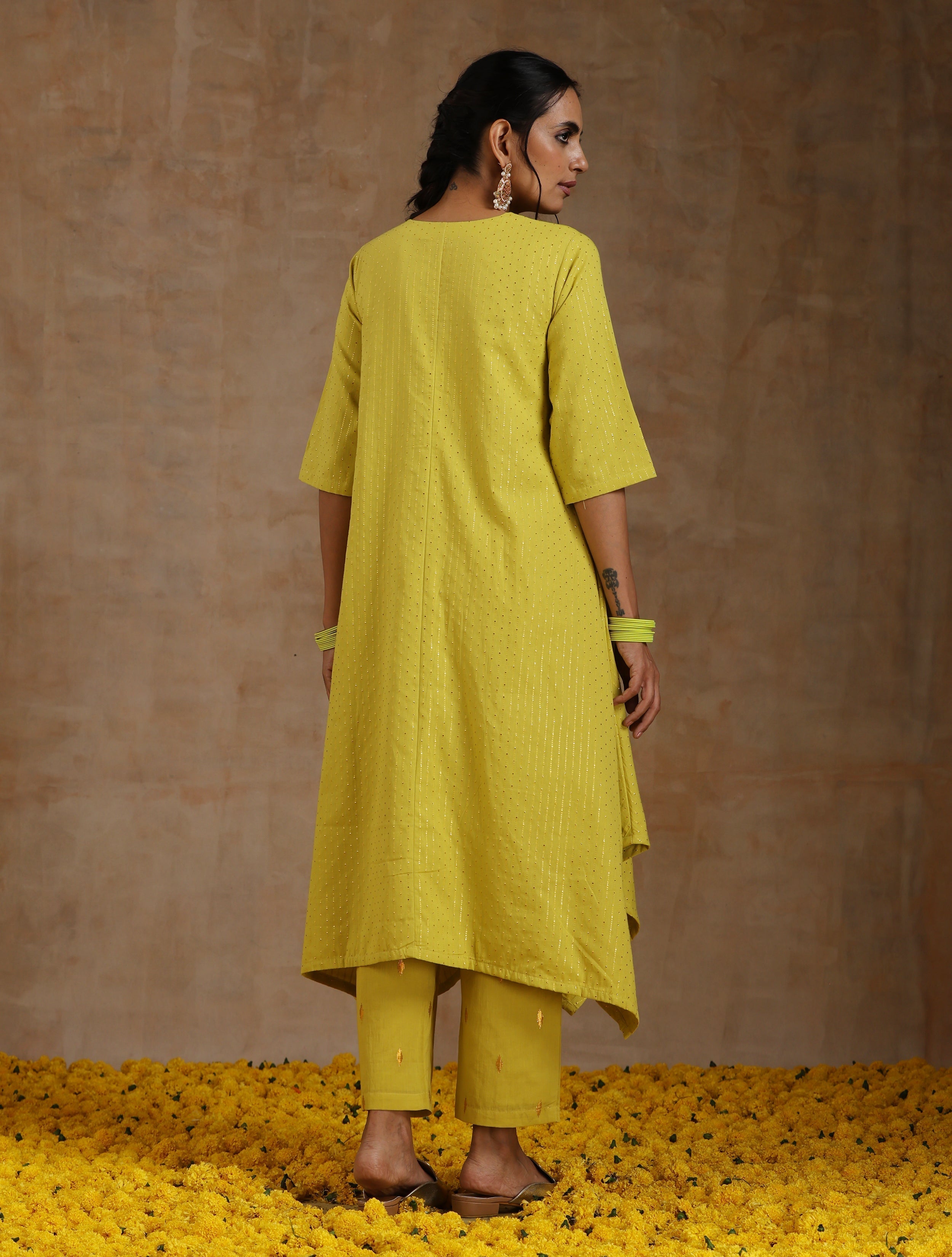 trueBrowns Lime Gold Cotton Handkerchief Kurta Set