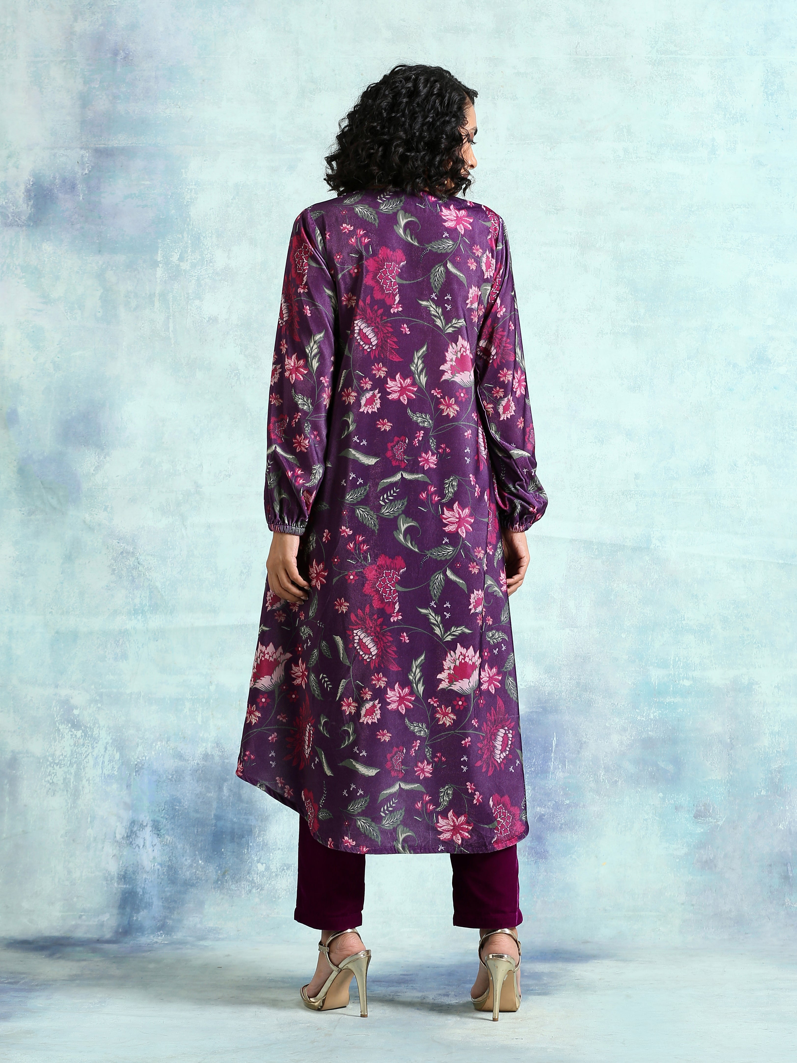 trueBrowns Wine Printed Velvet Neck Pleat Kurta