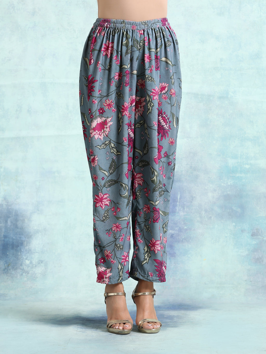 trueBrowns Grey Printed Velvet Co-Ord Set