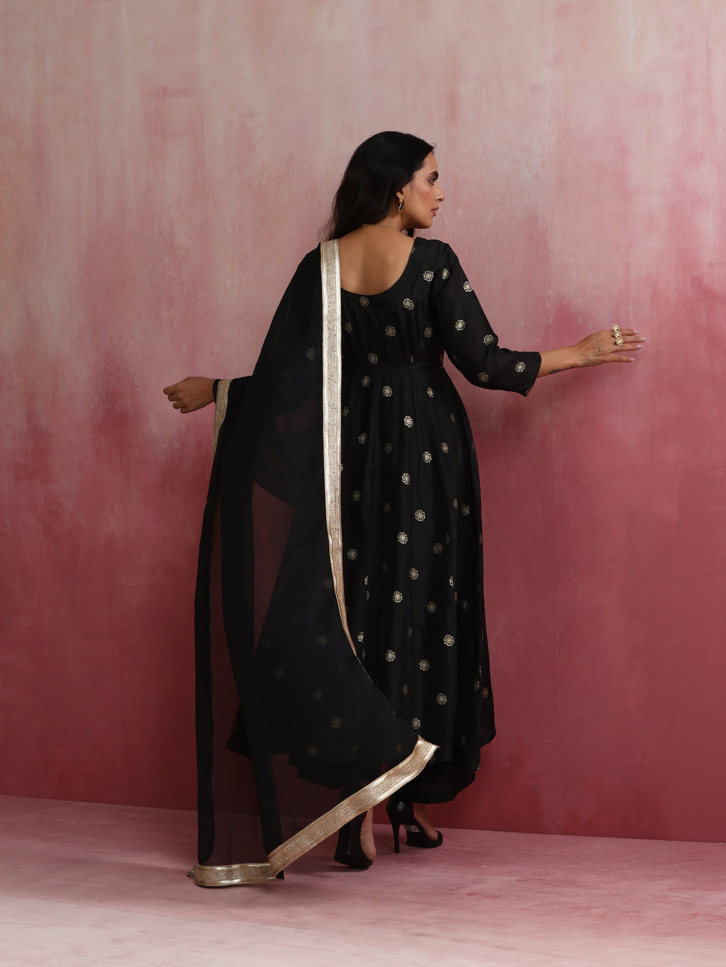 trueBrowns Black Viscose Silk Kurta Set