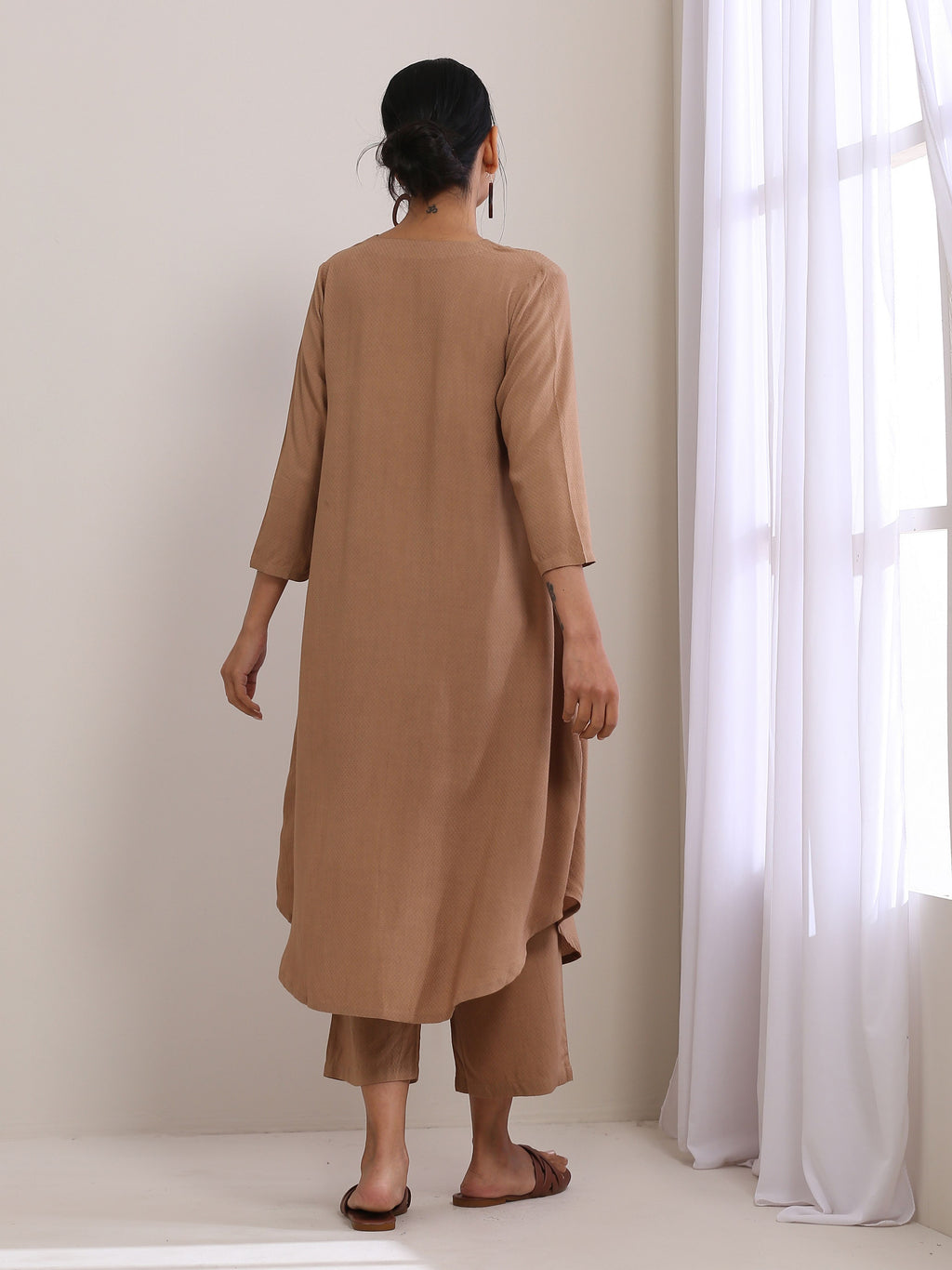 trueBrowns Beige Dobby Gathered Kurta Pant Set
