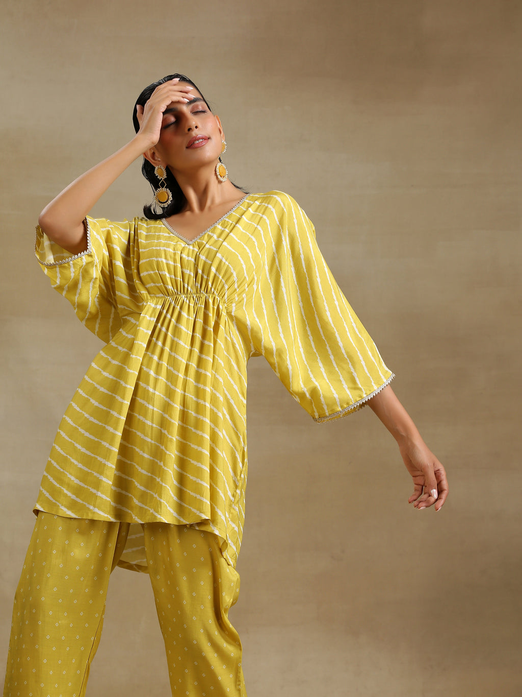 trueBrowns Lime Green Bandhani Printed Silk Drop Shoulder Co-Ord Set | Relove