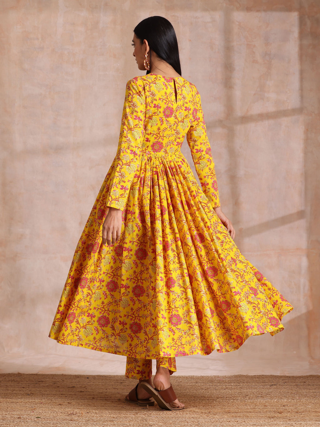 trueBrowns Sunshine Yellow Overall Floral Block Print Cotton Kurta Pant Dupatta Set