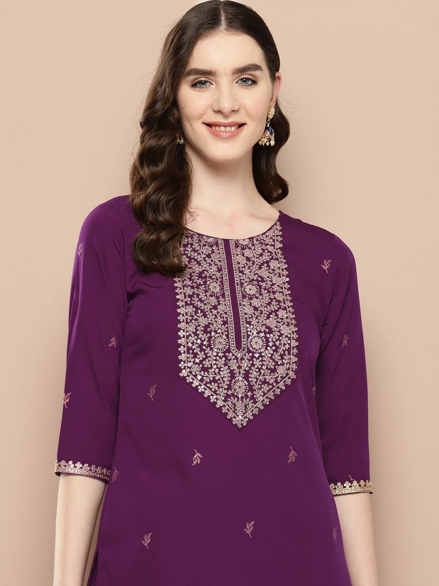 Ahalyaa Women Floral Yoke Design Regular Kurta with Palazzos