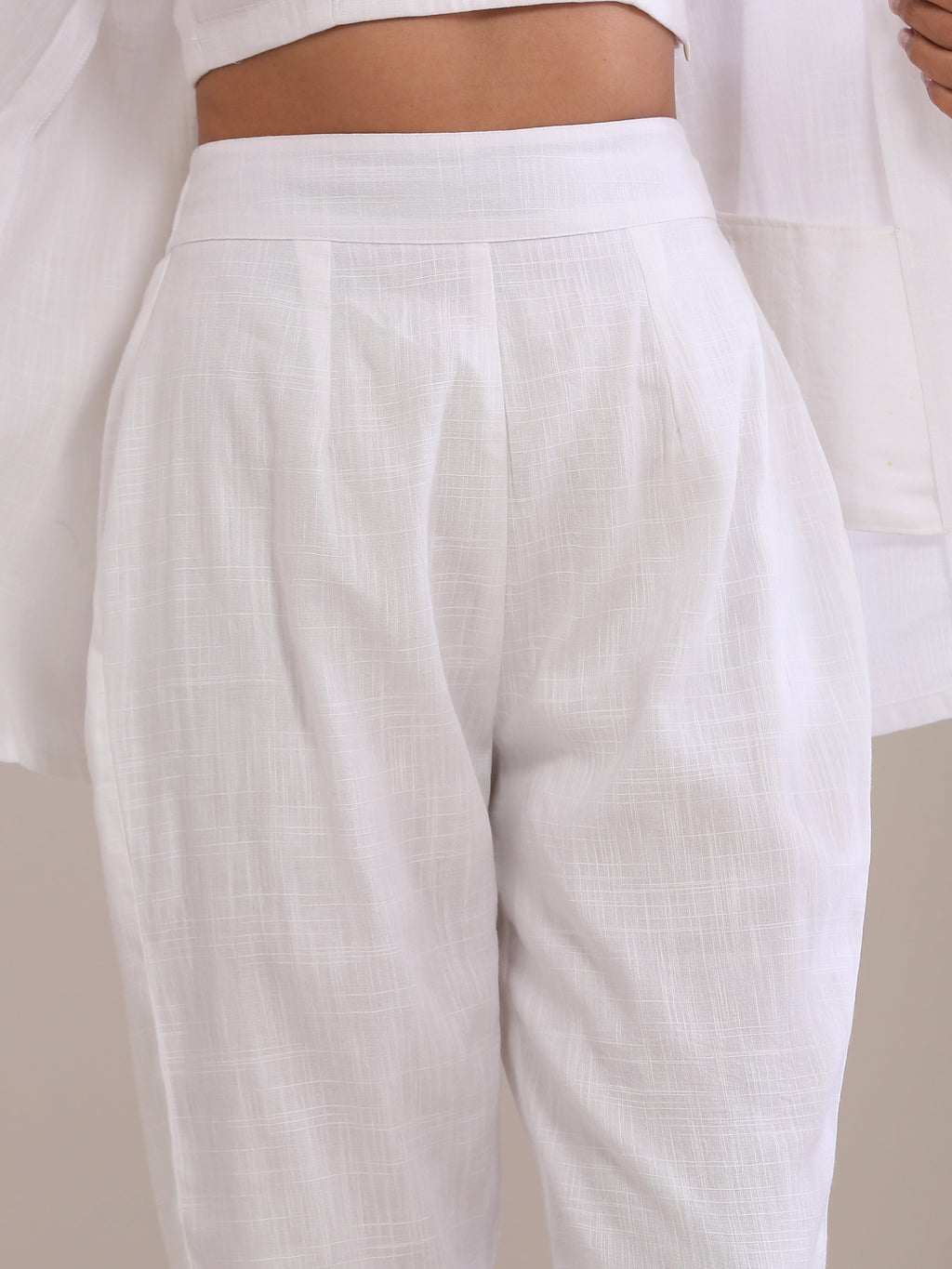 trueBrowns White Slub Texture Pant Suit Set