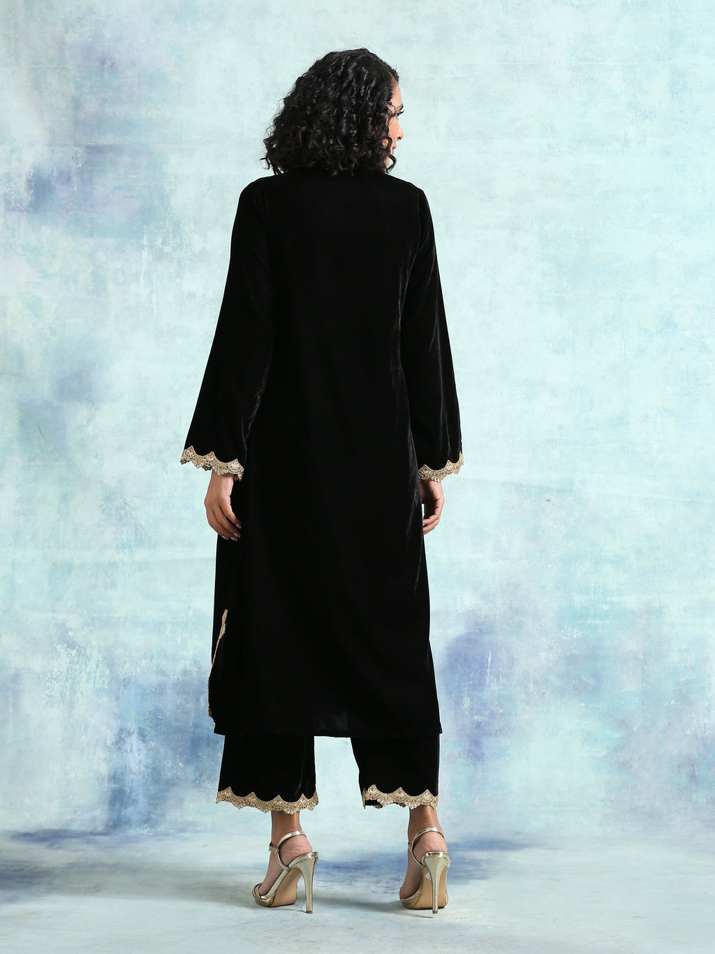 trueBrowns Black Velvet Lace Kurta