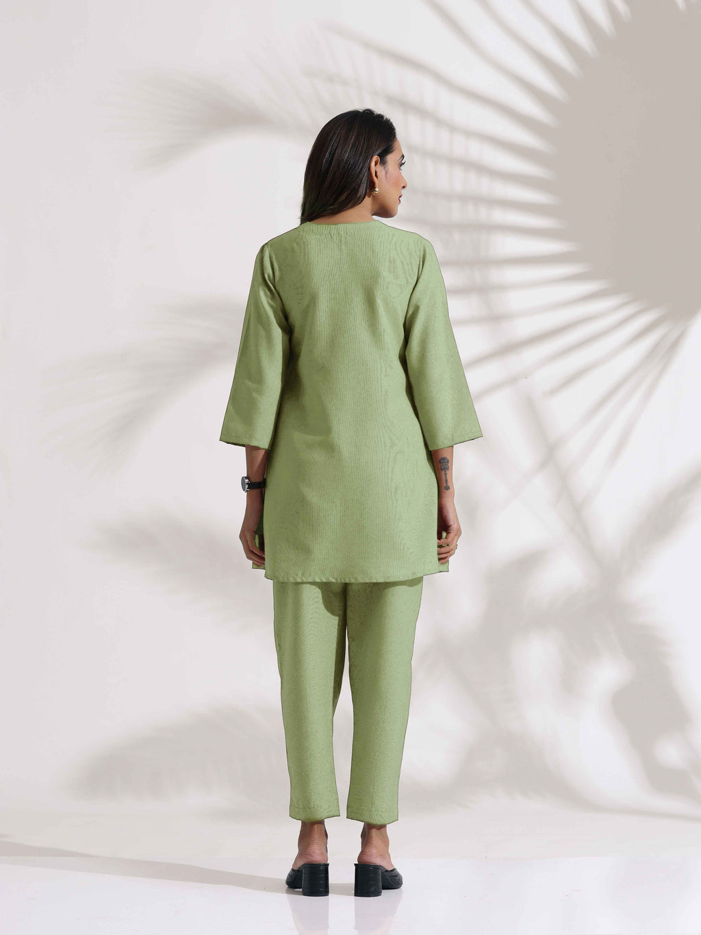 trueBrowns Green Slub Pleated Co-ord Set