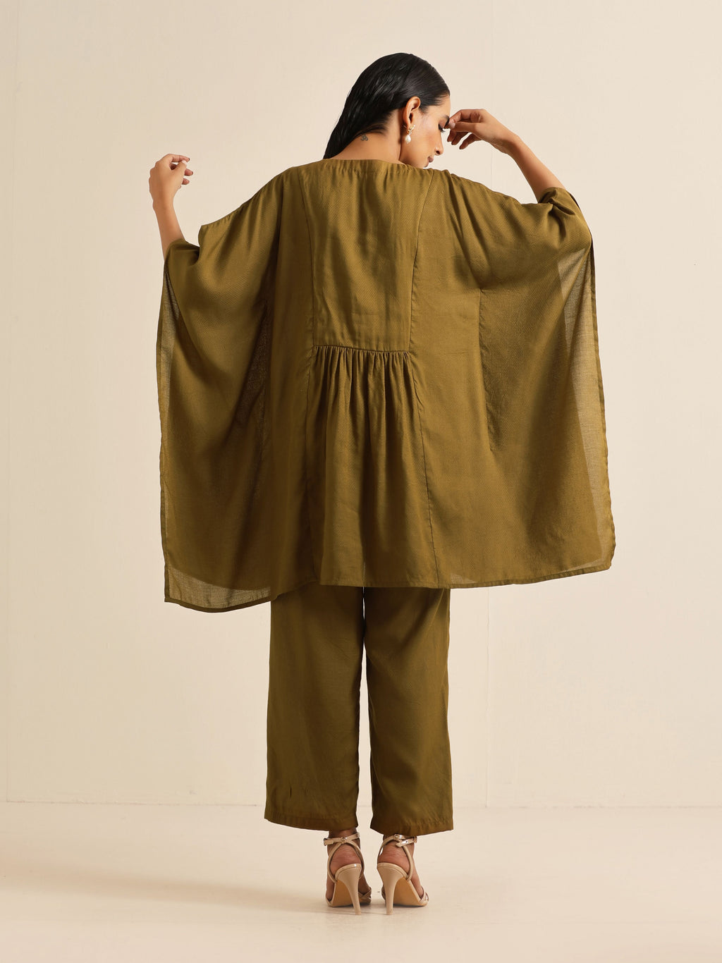 trueBrowns Olive Green Texture Doddy Kaftan Gathered Co-Ord Set