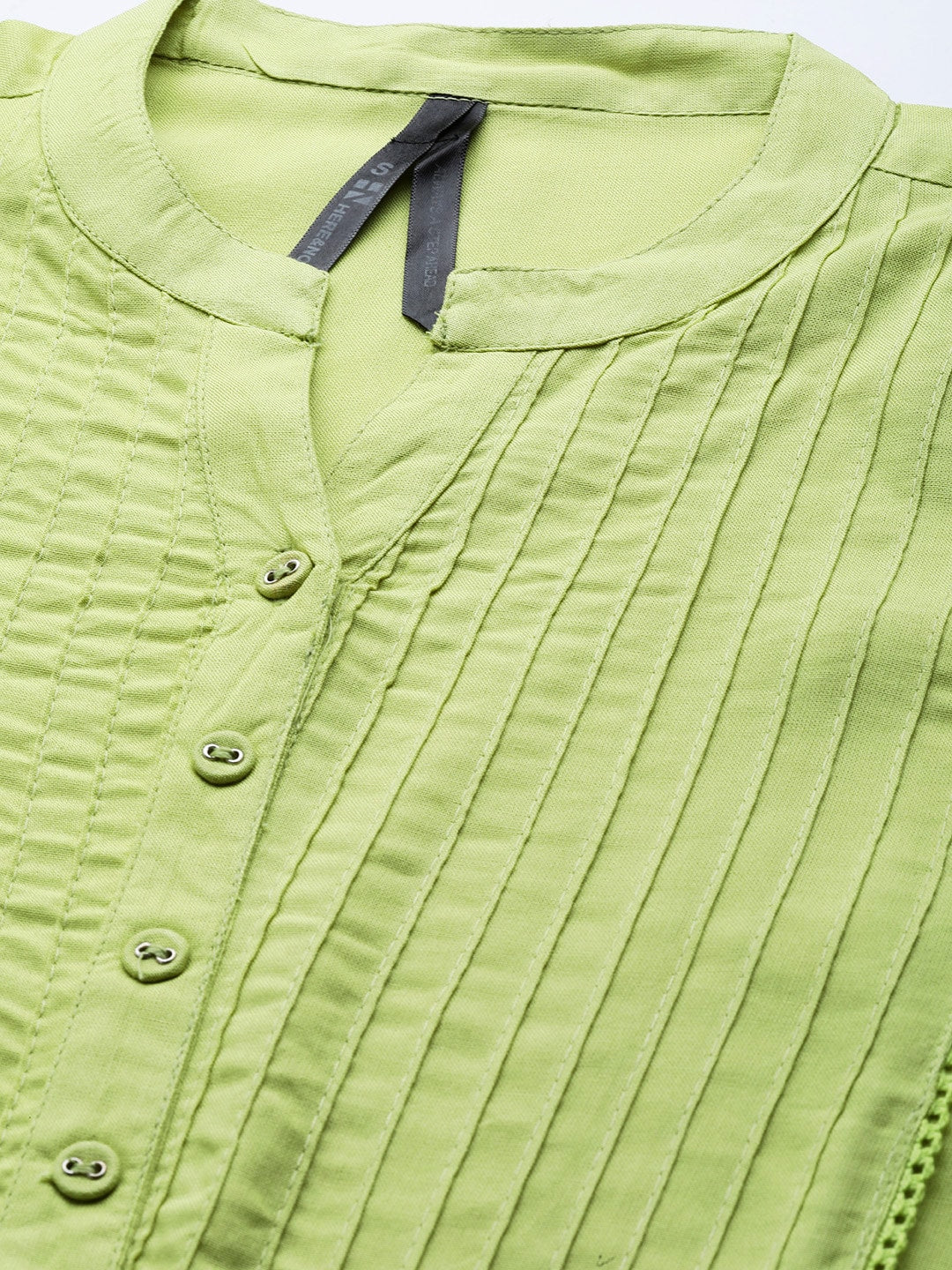 HERE&NOW Women Green Pintuck Yoke Design Straight Kurta