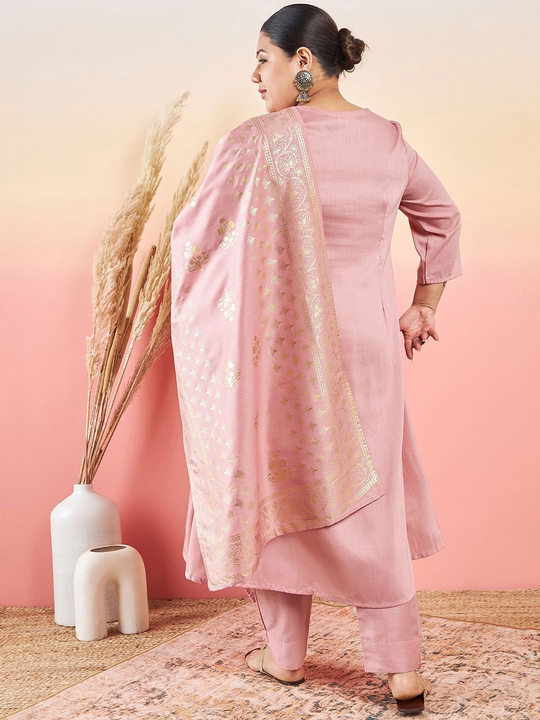 Sztori Floral Printed Keyhole Neck Straight Kurta With Trouser & Dupatta