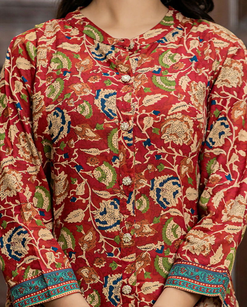 Kaajh Women's Maroon Floral Printed Viscose Rayon Kurta Pant Set