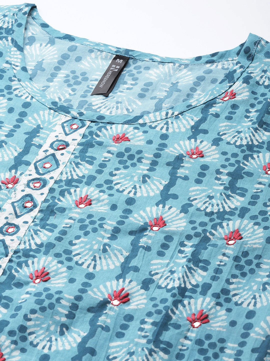 HERE&NOW Women Blue Floral Printed Thread Work Pure Cotton Kurta with Trousers & With Dupatta