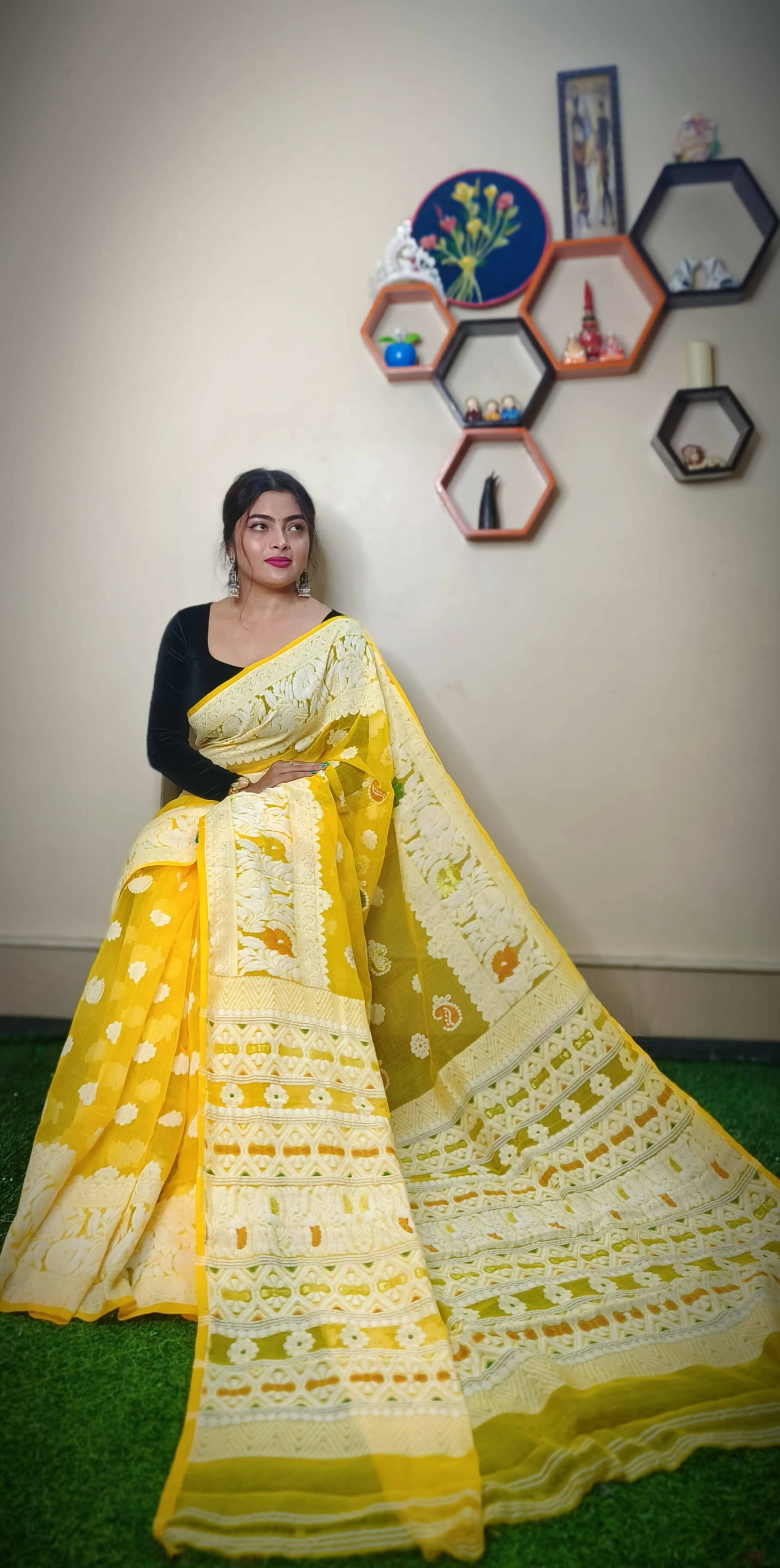 Exclusive Collection Handloom Dhakai Jamdani Saree - Yellow