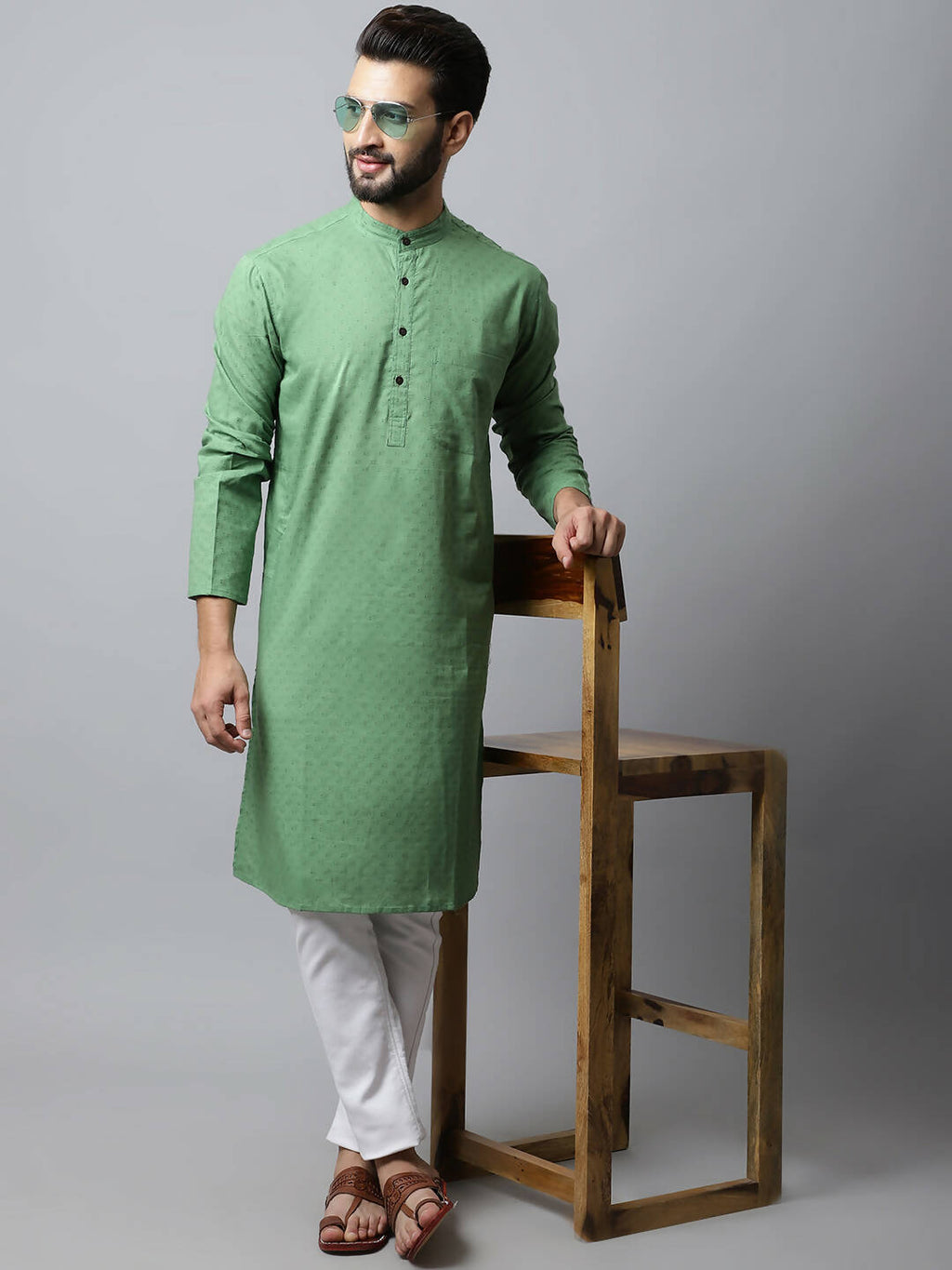 Even Apparels Green Color Pure Cotton Men's Kurta With Band Collar (SLD073)