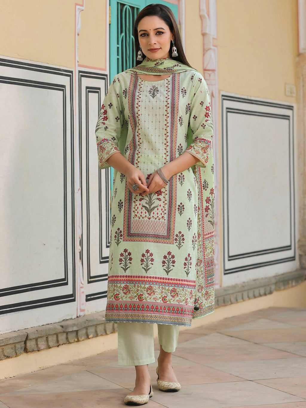 Juniper Women's Lime Green Cambric Floral Placement Printed Straight Fit Kurta Sets