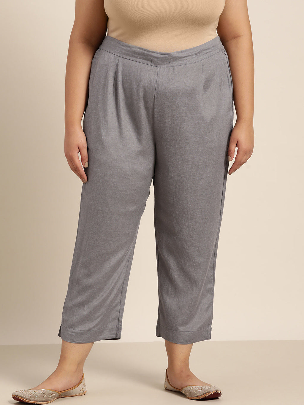 Juniper Women Grey Rayon Flex Solid Slim Fit Pant/Slim Pant