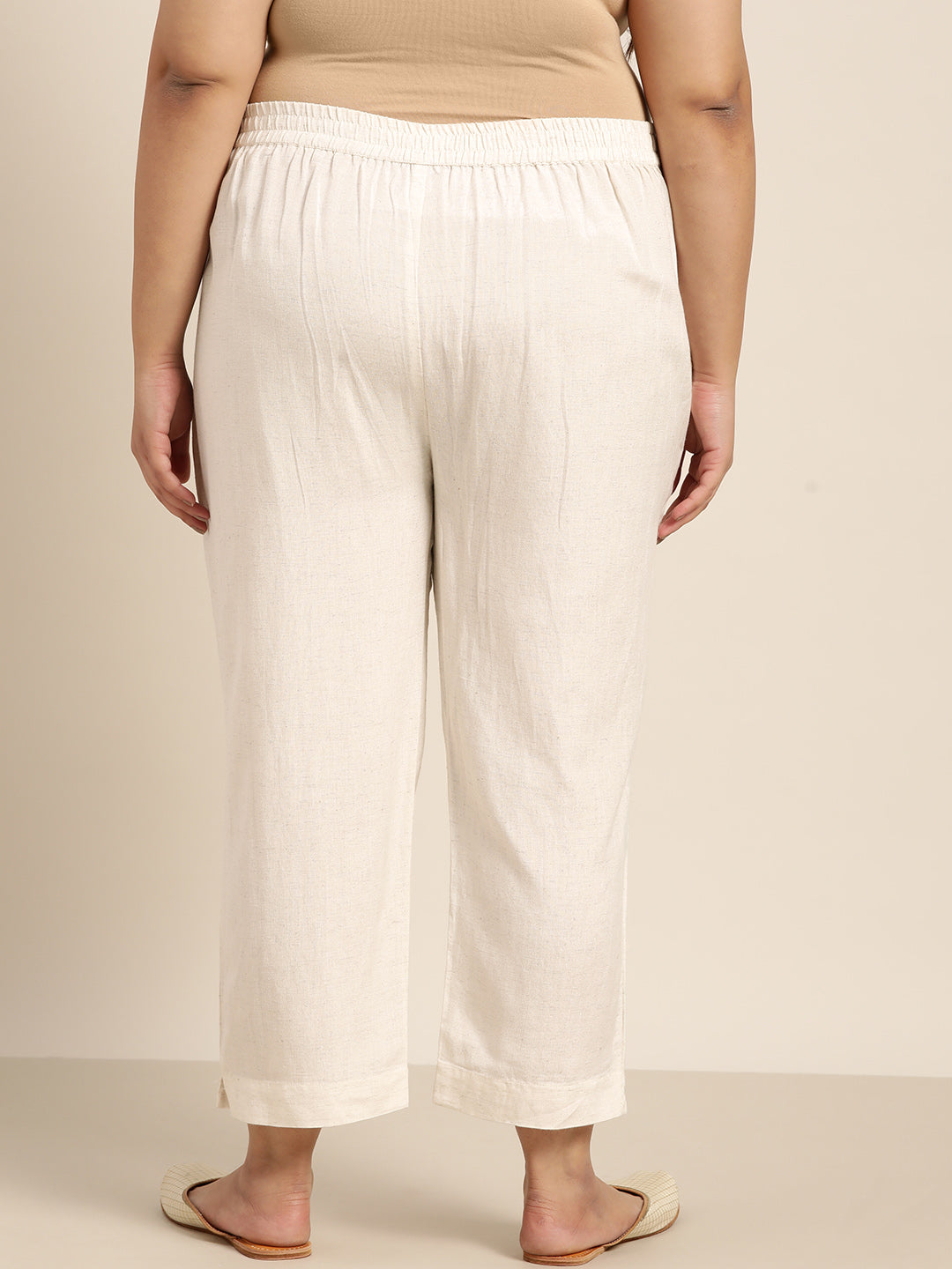 Juniper Women Ivory Rayon Flex Solid Slim Fit Pant/Slim Pant