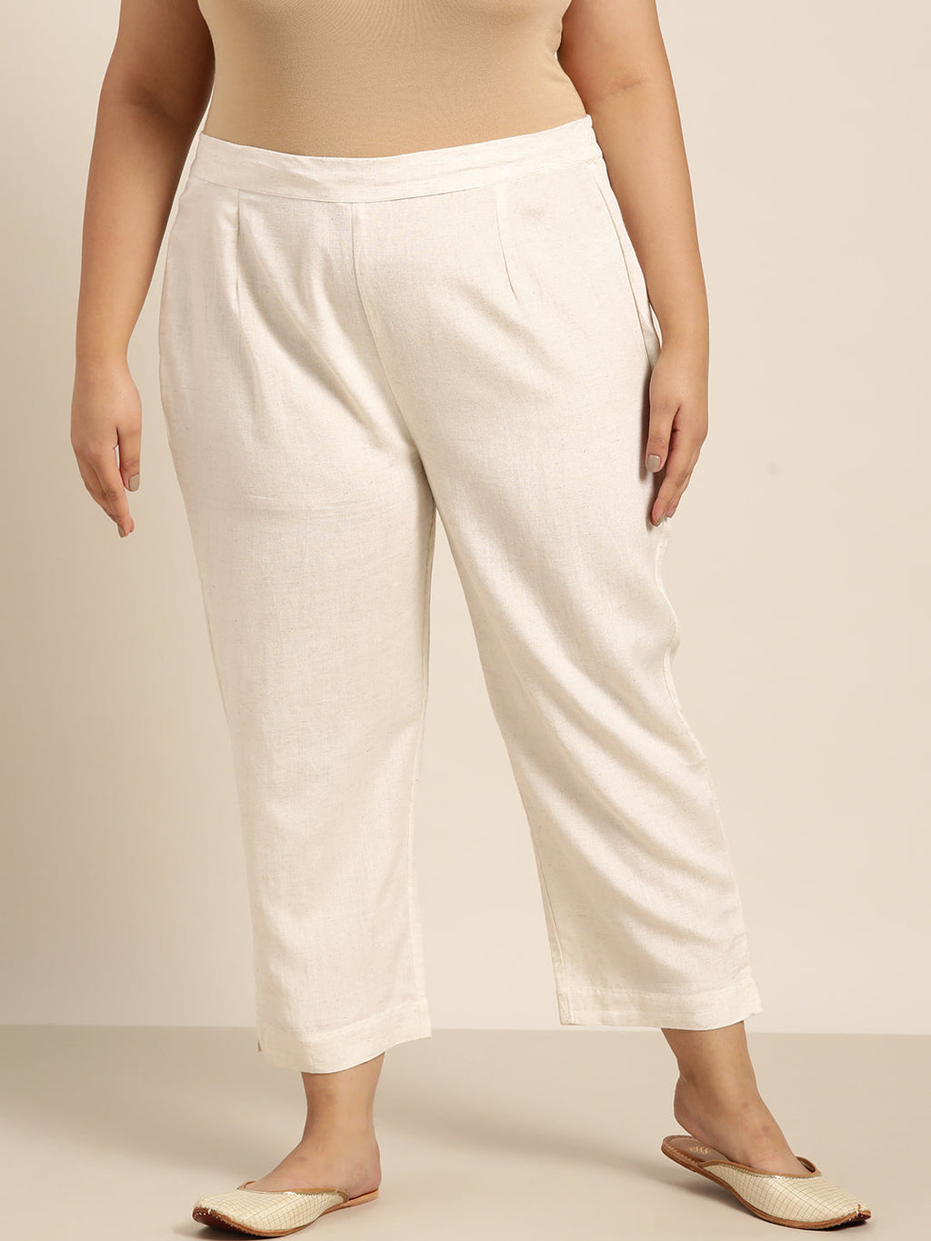 Juniper Women Ivory Rayon Flex Solid Slim Fit Pant/Slim Pant