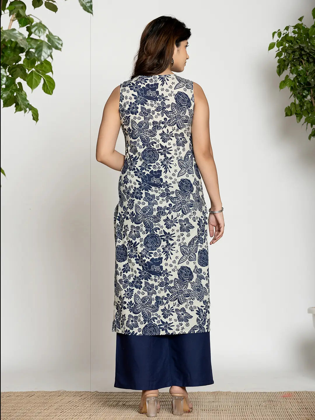 Yufta Blue Cotton Sleeveless Kurta Set