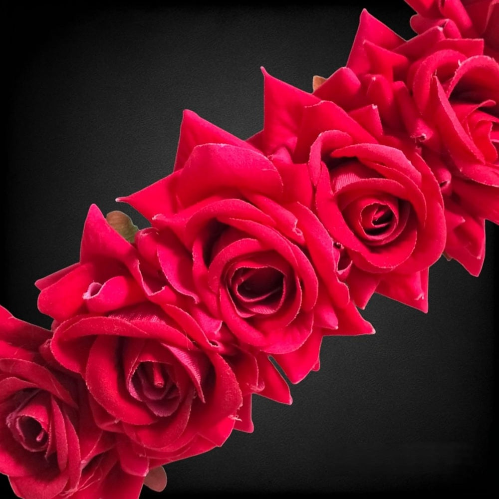 Red Rose Gajra